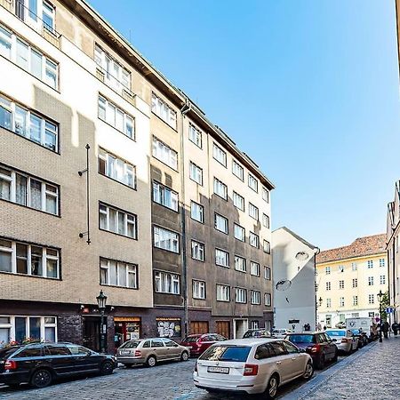 Cozy Old Town Stay - 1-Bedroom Apartment Prag Exteriör bild