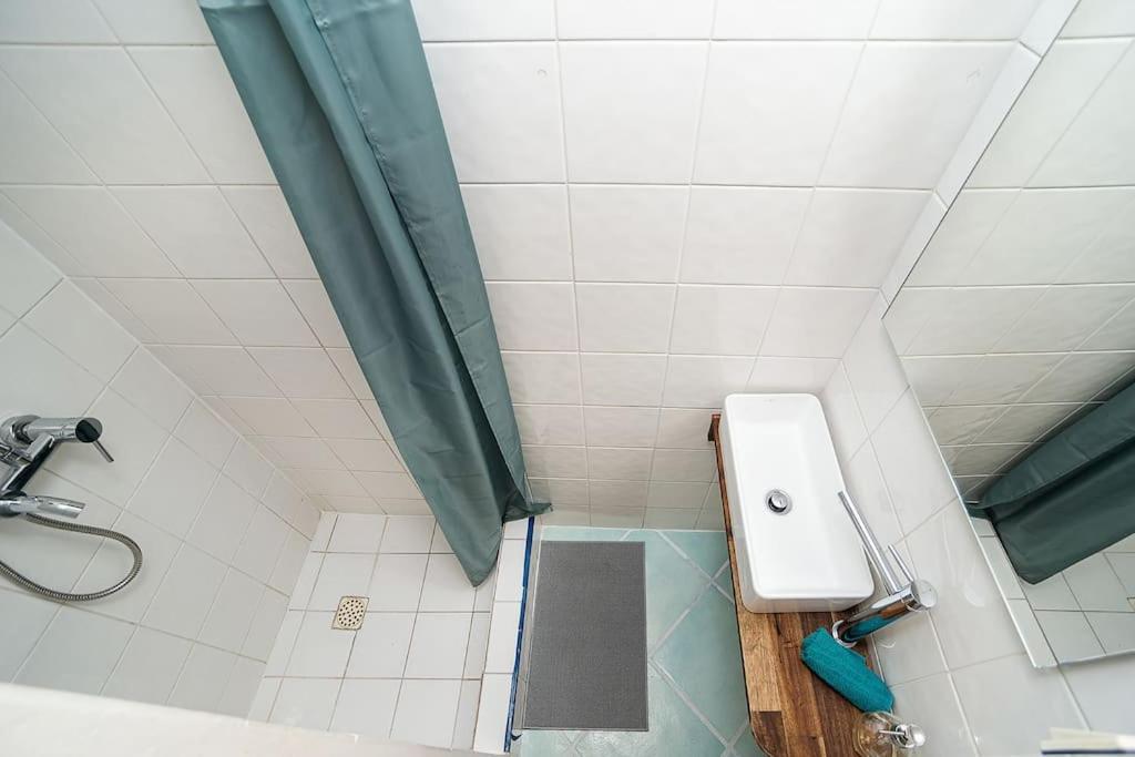 Cozy Old Town Stay - 1-Bedroom Apartment Prag Exteriör bild