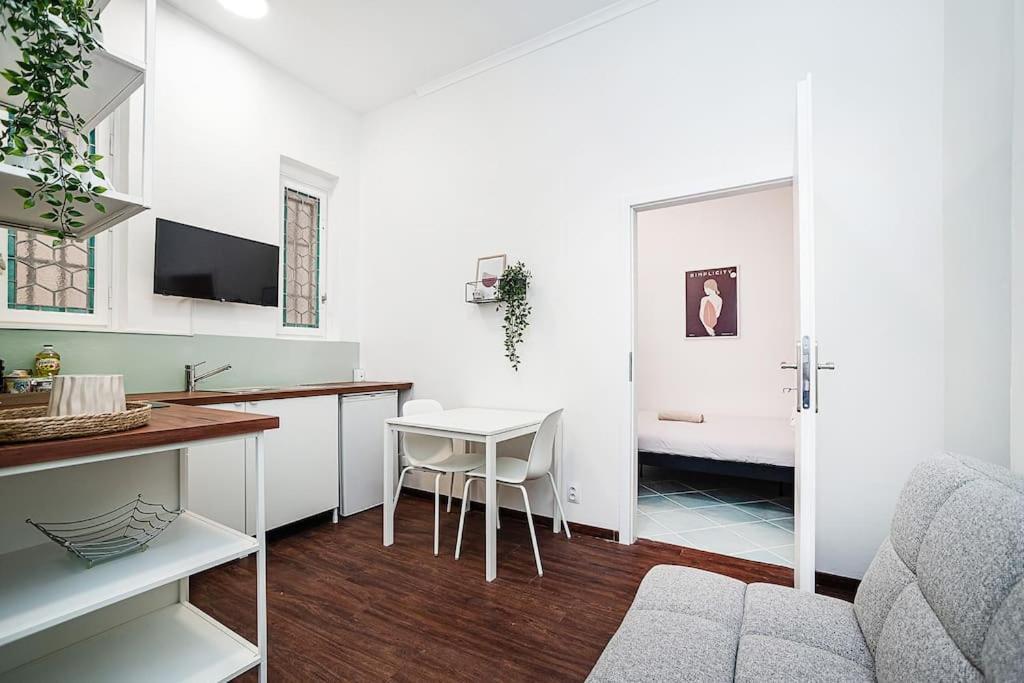 Cozy Old Town Stay - 1-Bedroom Apartment Prag Exteriör bild