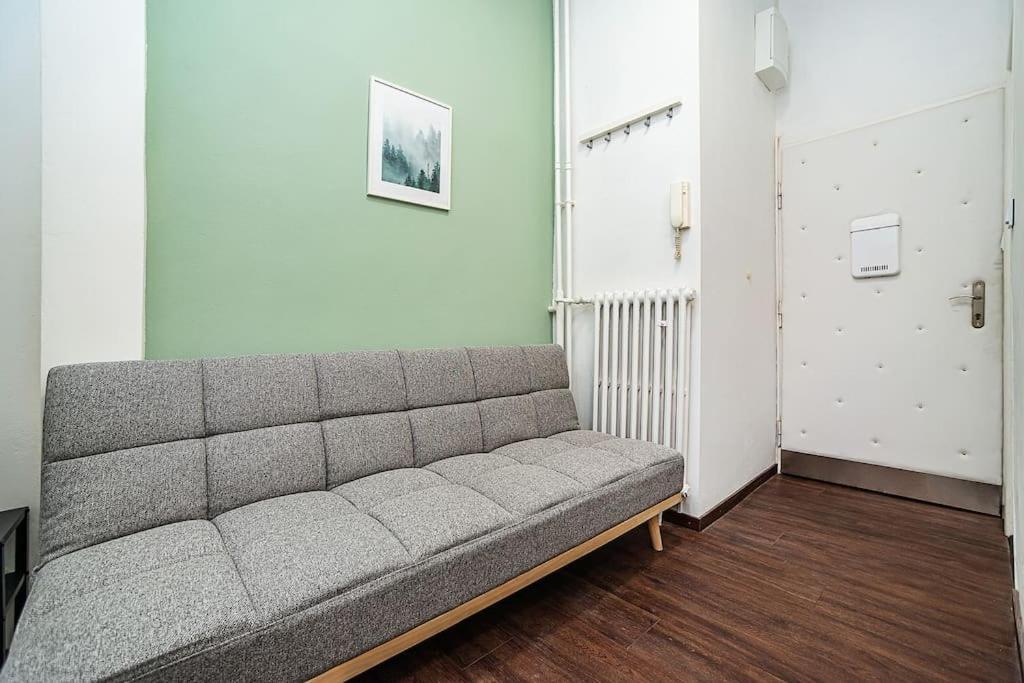 Cozy Old Town Stay - 1-Bedroom Apartment Prag Exteriör bild