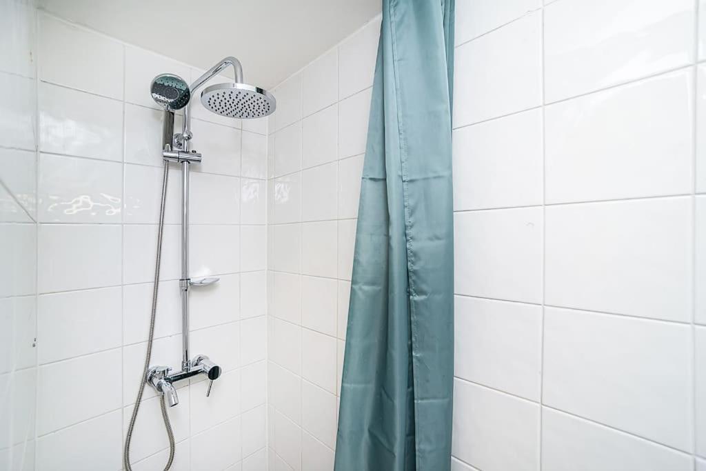 Cozy Old Town Stay - 1-Bedroom Apartment Prag Exteriör bild